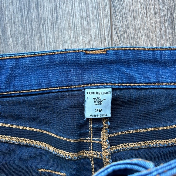 True Religion Halle Mid Rise Super Skinny Jeans | 28 - Picture 4 of 8
